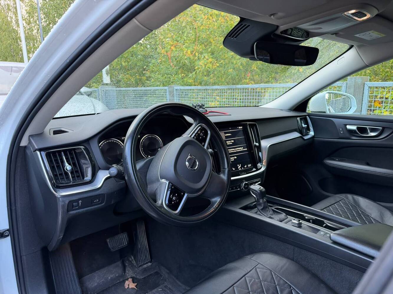 Volvo V60 Cross Country vaihtoauto