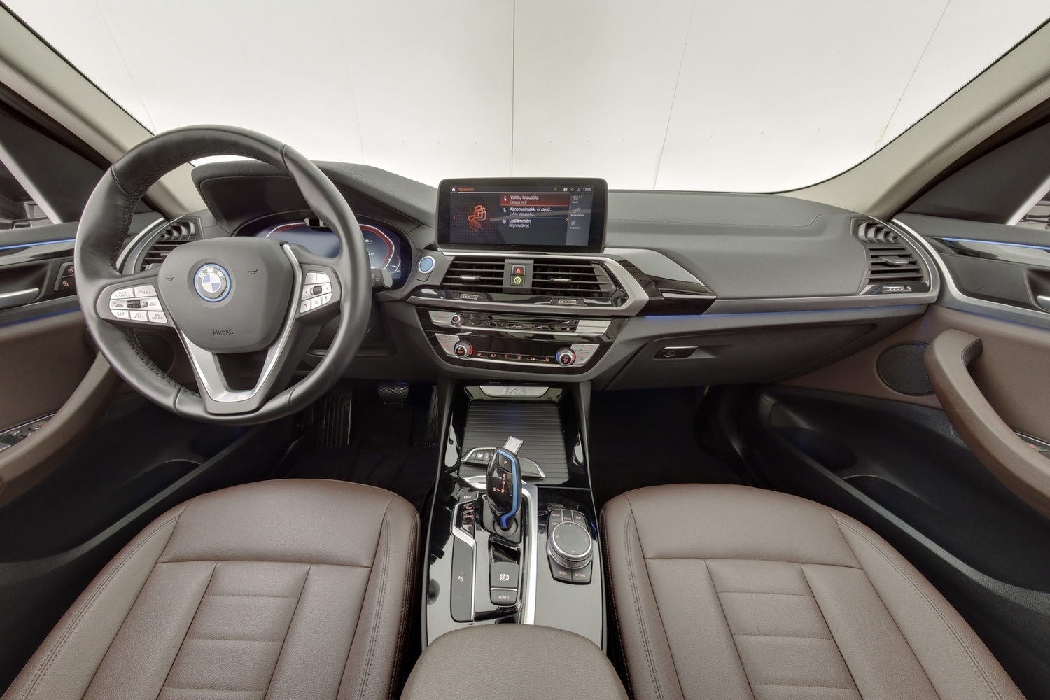 BMW iX3 vaihtoauto