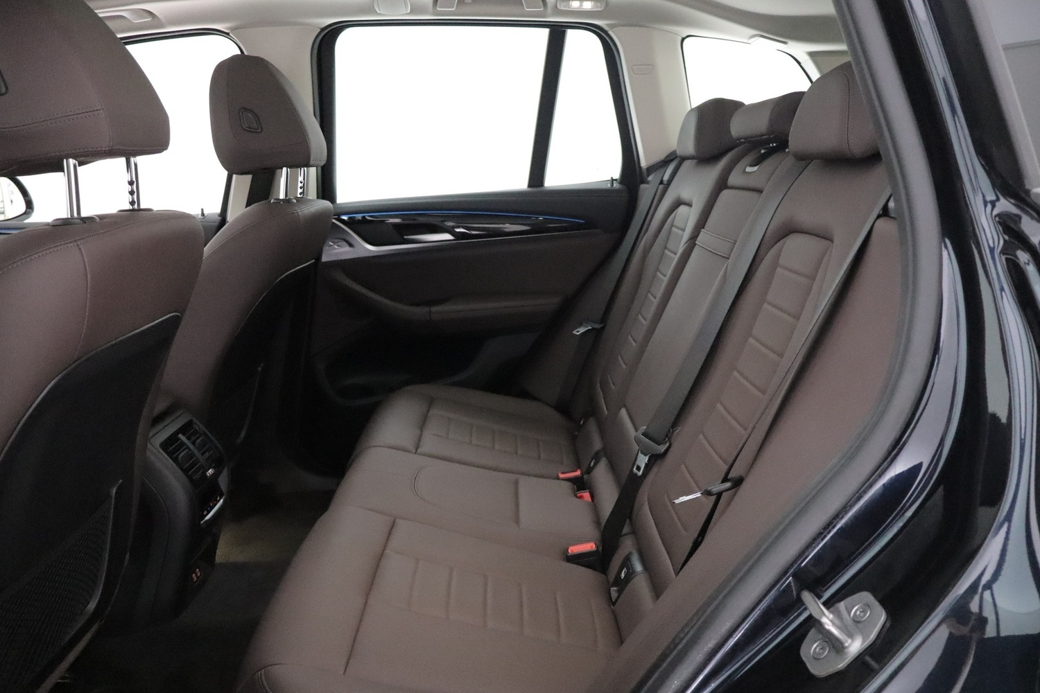 BMW iX3 vaihtoauto