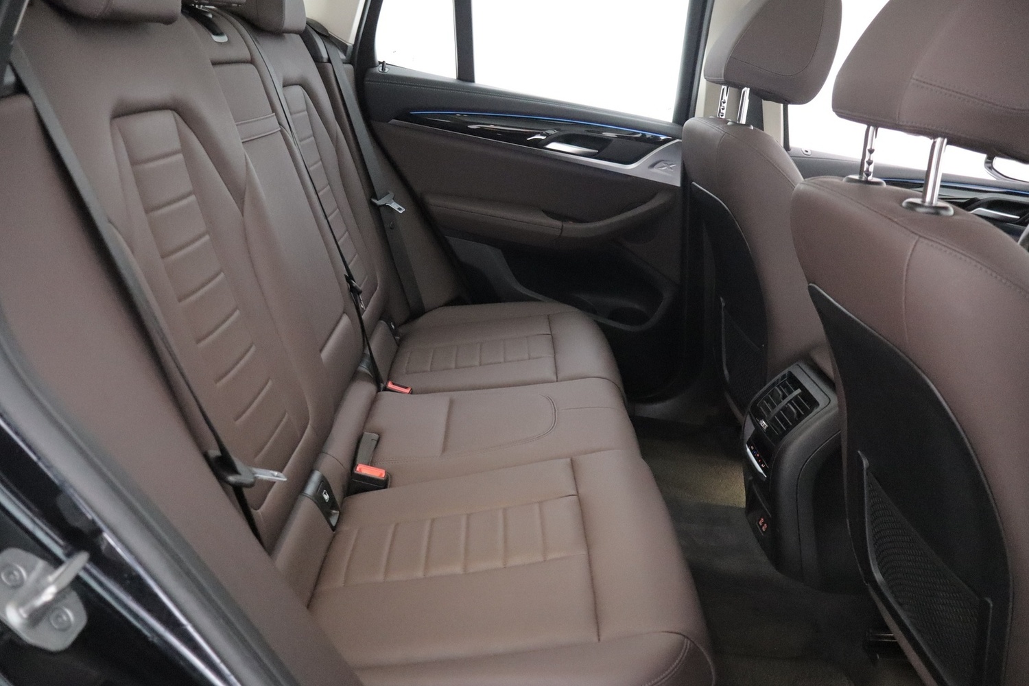 BMW iX3 vaihtoauto