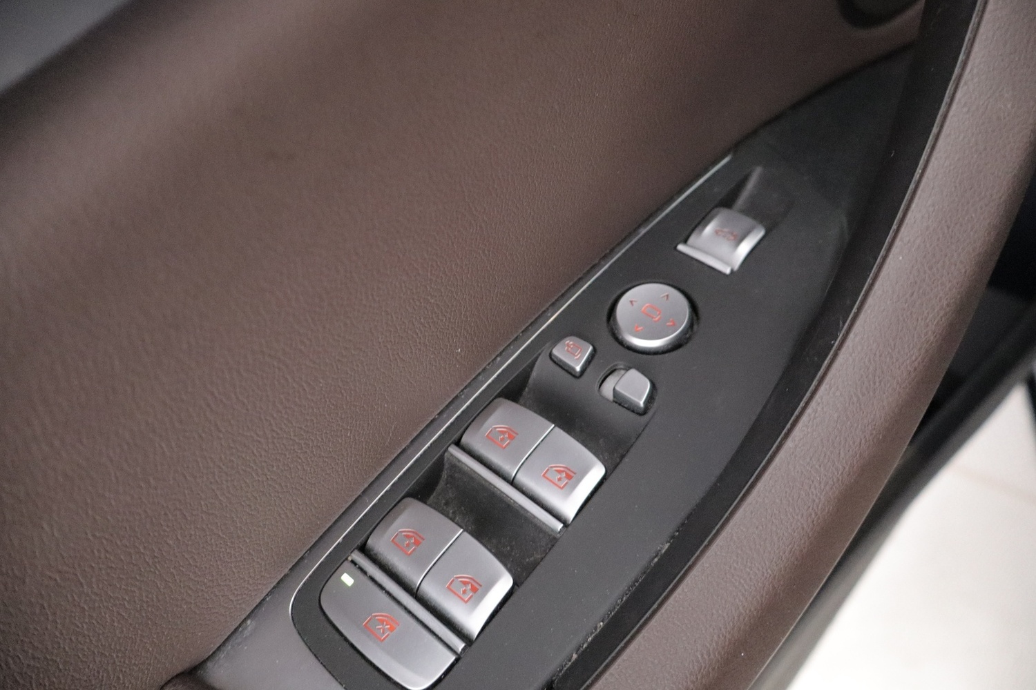 BMW iX3 vaihtoauto