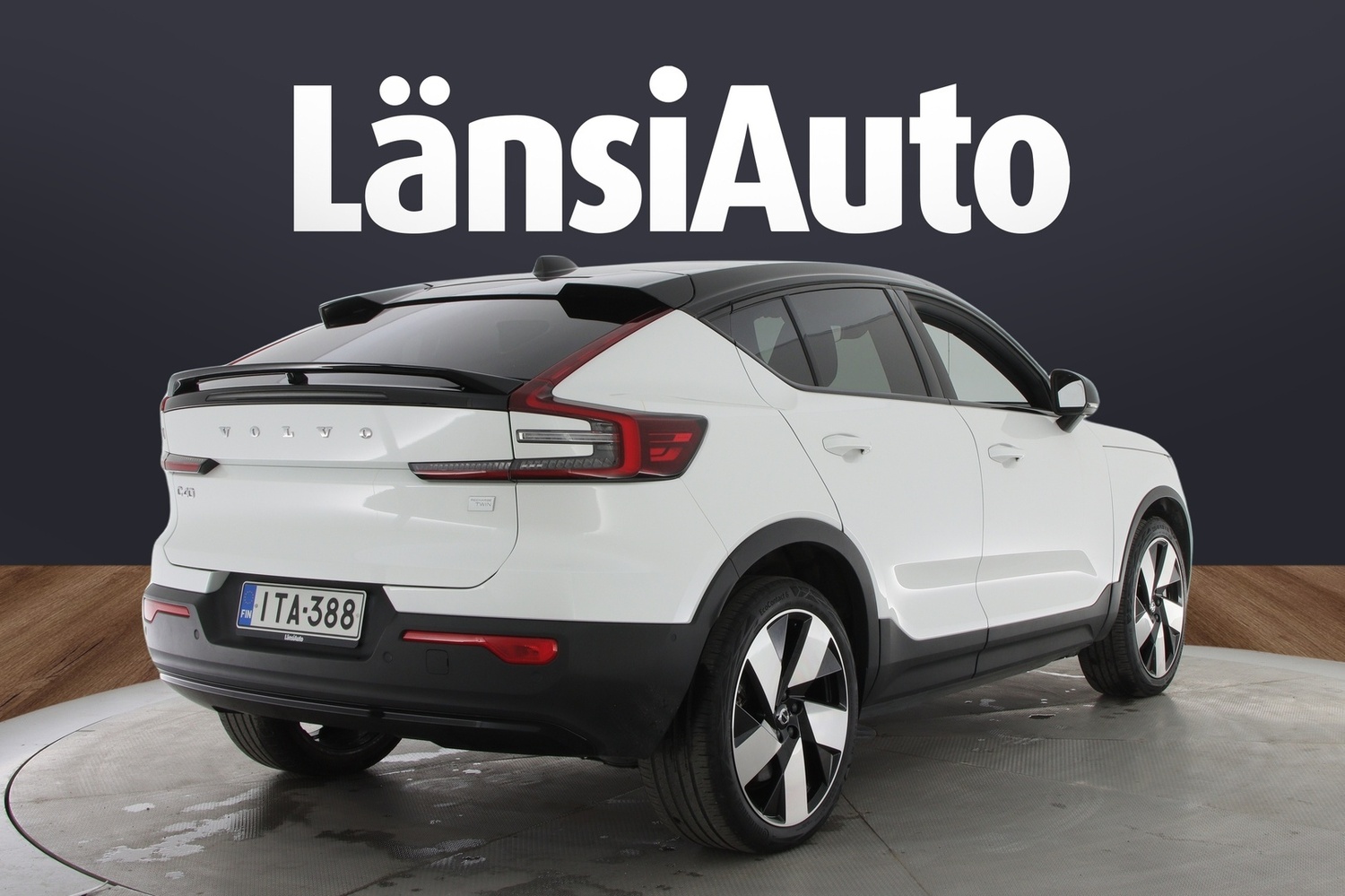 Volvo C40 vaihtoauto