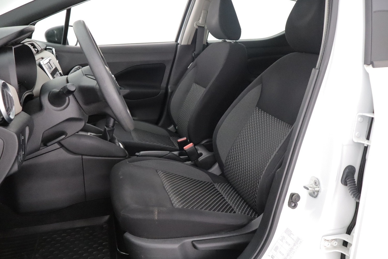 Nissan Micra vaihtoauto