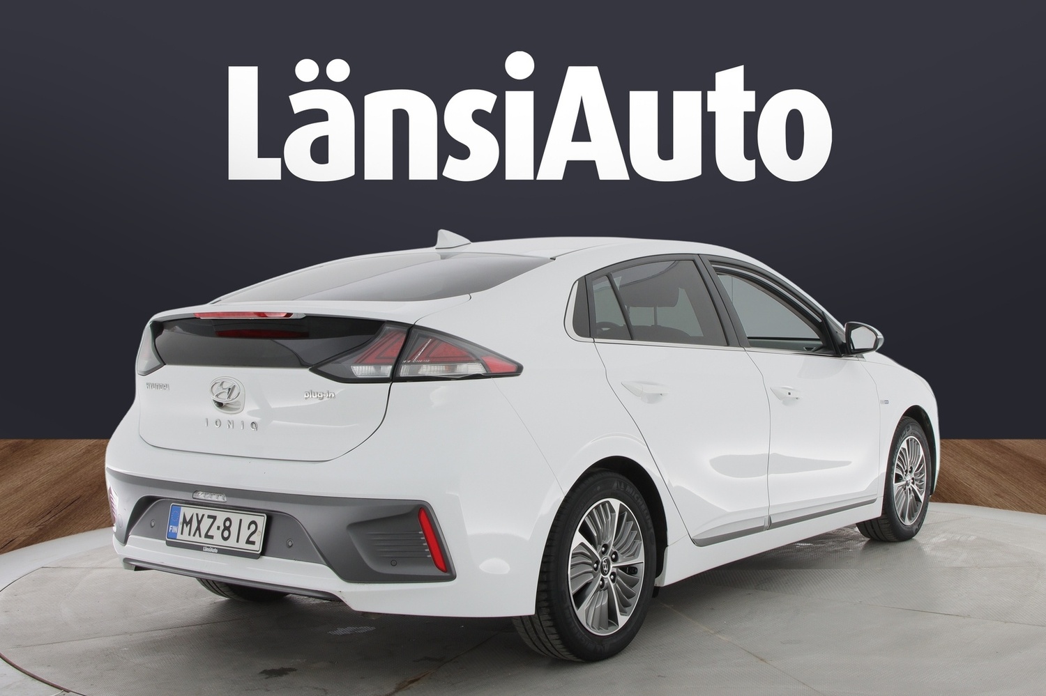 Hyundai IONIQ plug-in vaihtoauto