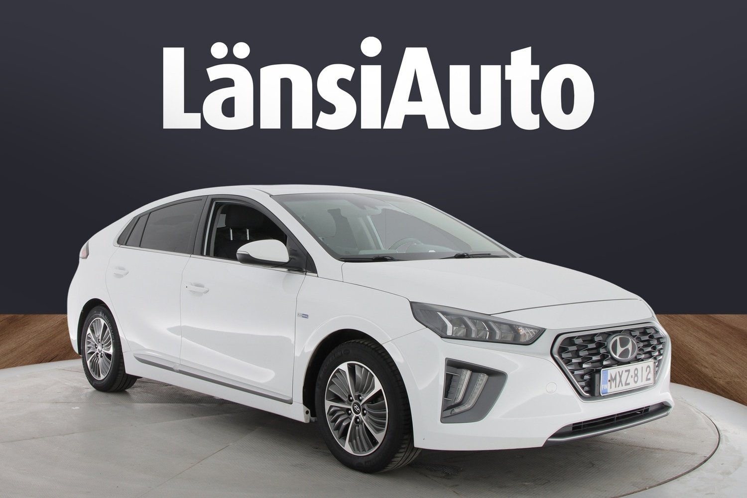 Hyundai IONIQ plug-in vaihtoauto
