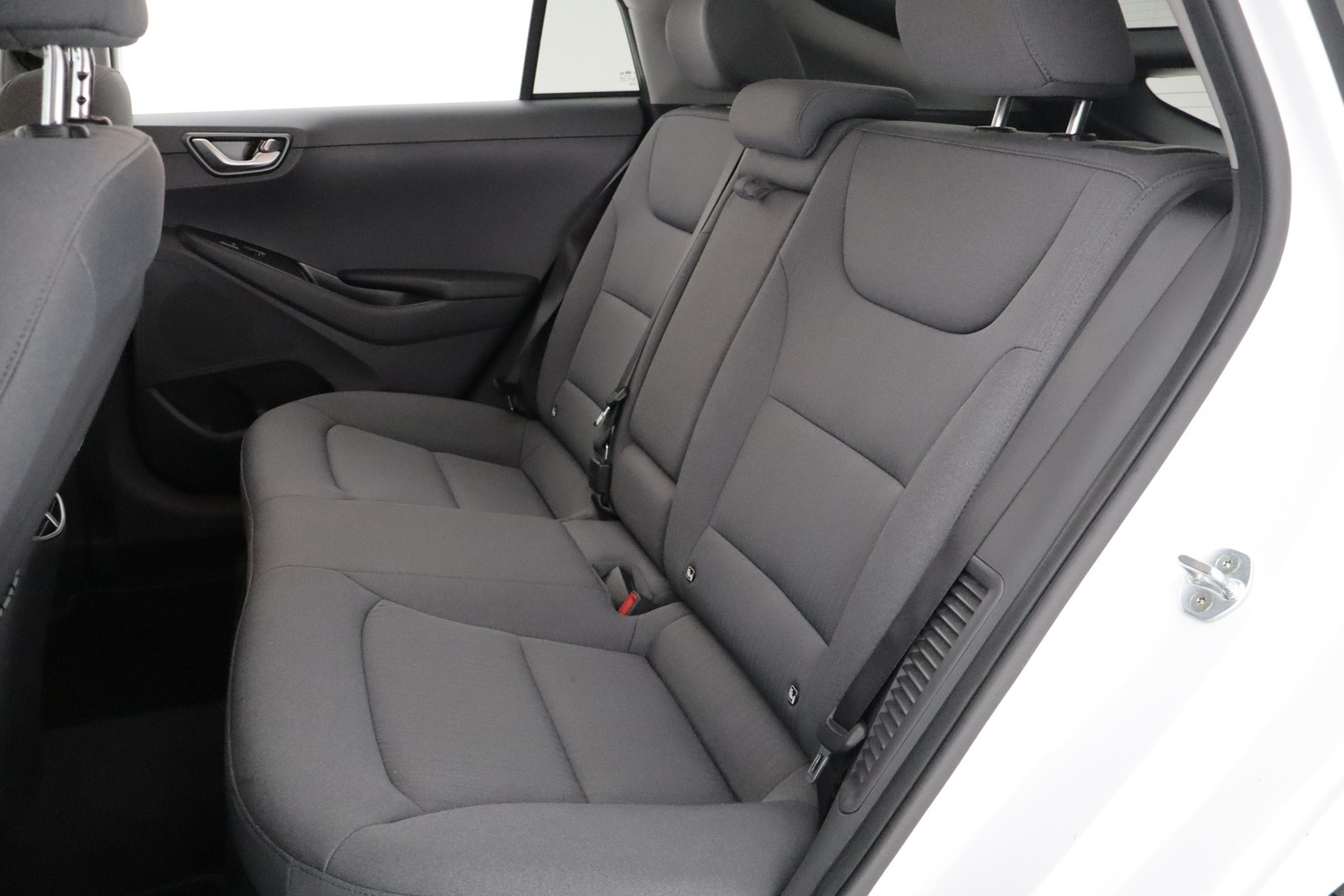 Hyundai IONIQ plug-in vaihtoauto