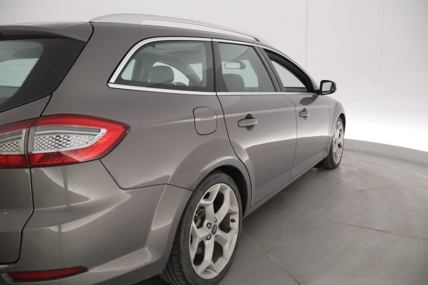 Ford Mondeo vaihtoauto