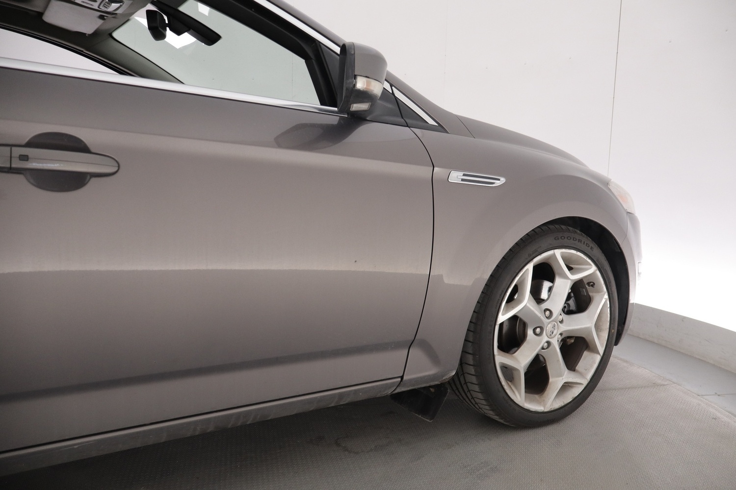 Ford Mondeo vaihtoauto