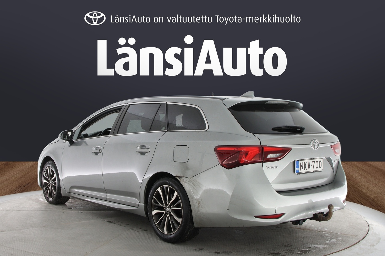 Toyota Avensis vaihtoauto