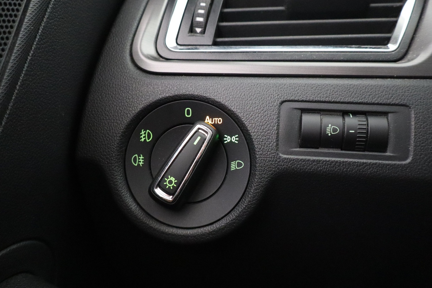Skoda Rapid vaihtoauto