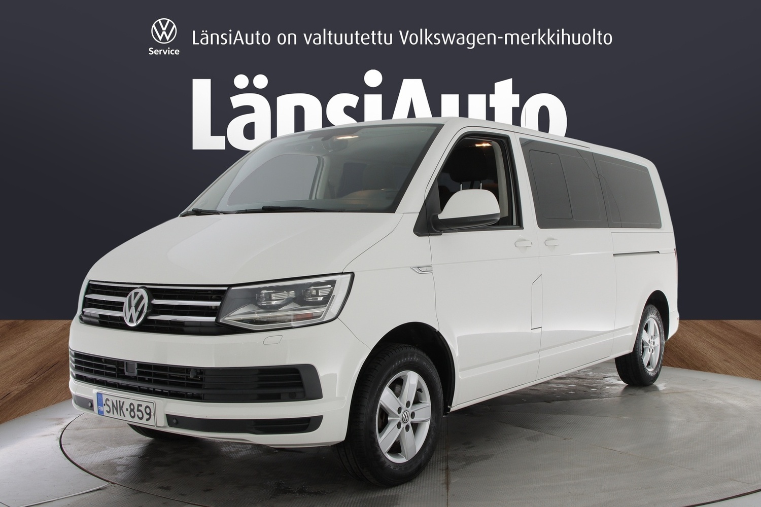 Volkswagen Caravelle vaihtoauto