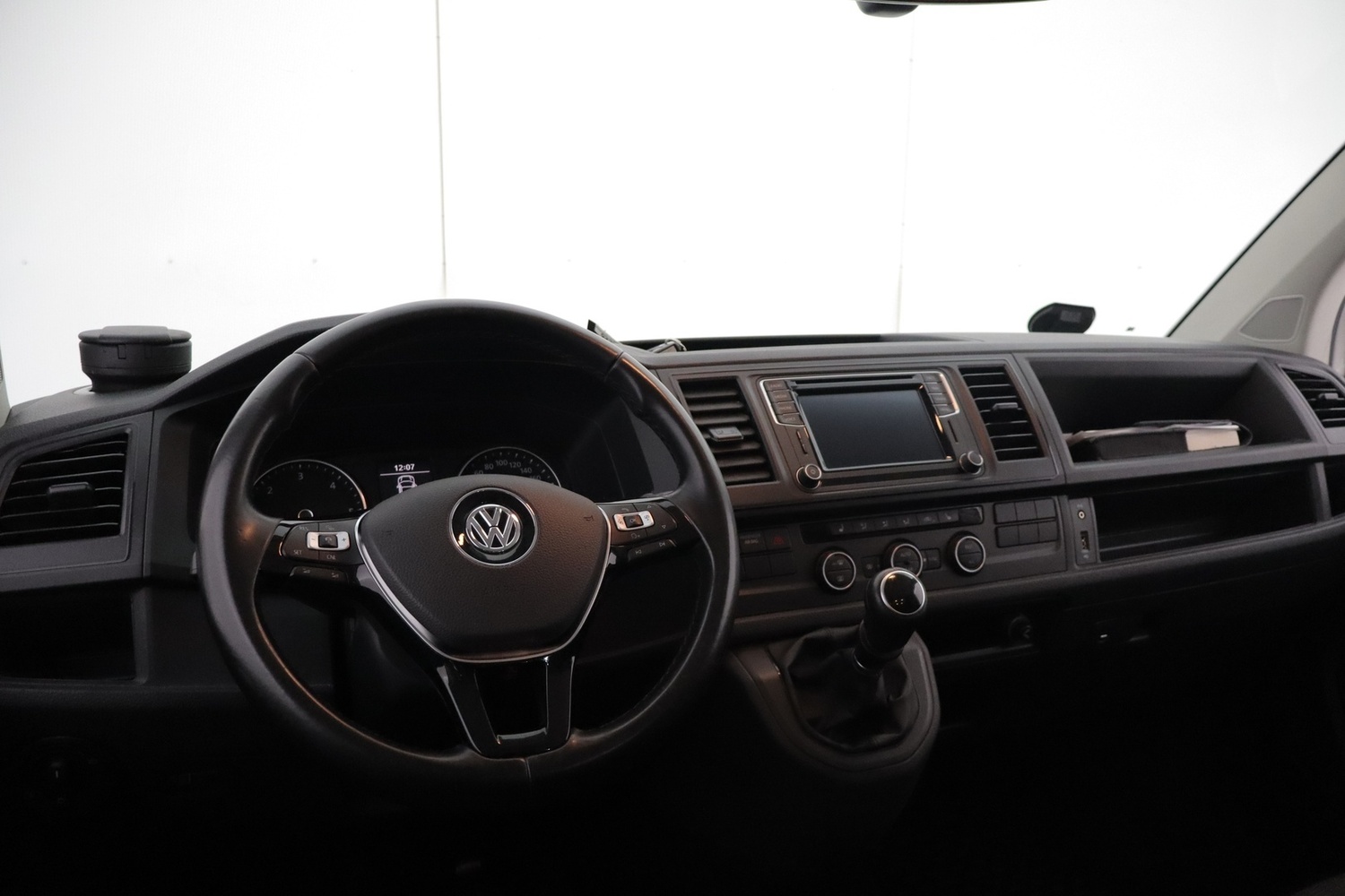 Volkswagen Caravelle vaihtoauto