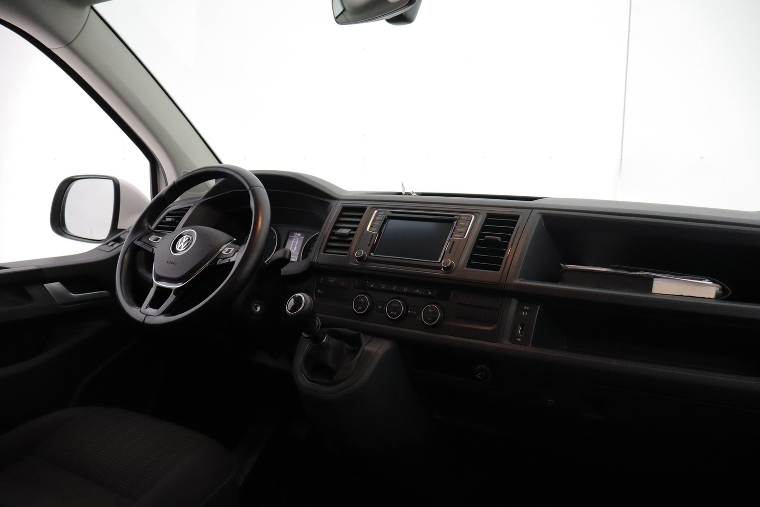 Volkswagen Caravelle vaihtoauto