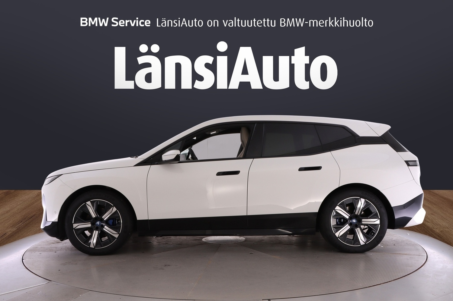 BMW iX vaihtoauto