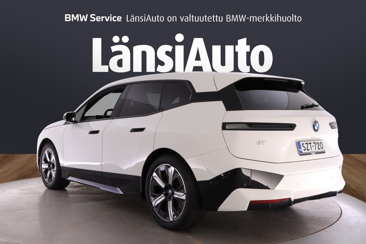 BMW iX vaihtoauto