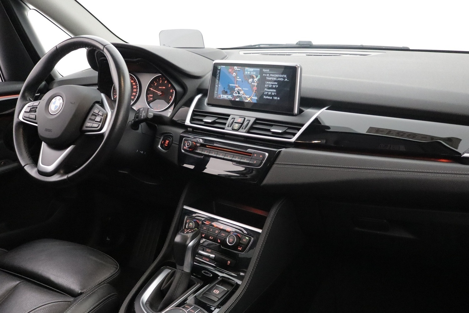 BMW 218 vaihtoauto