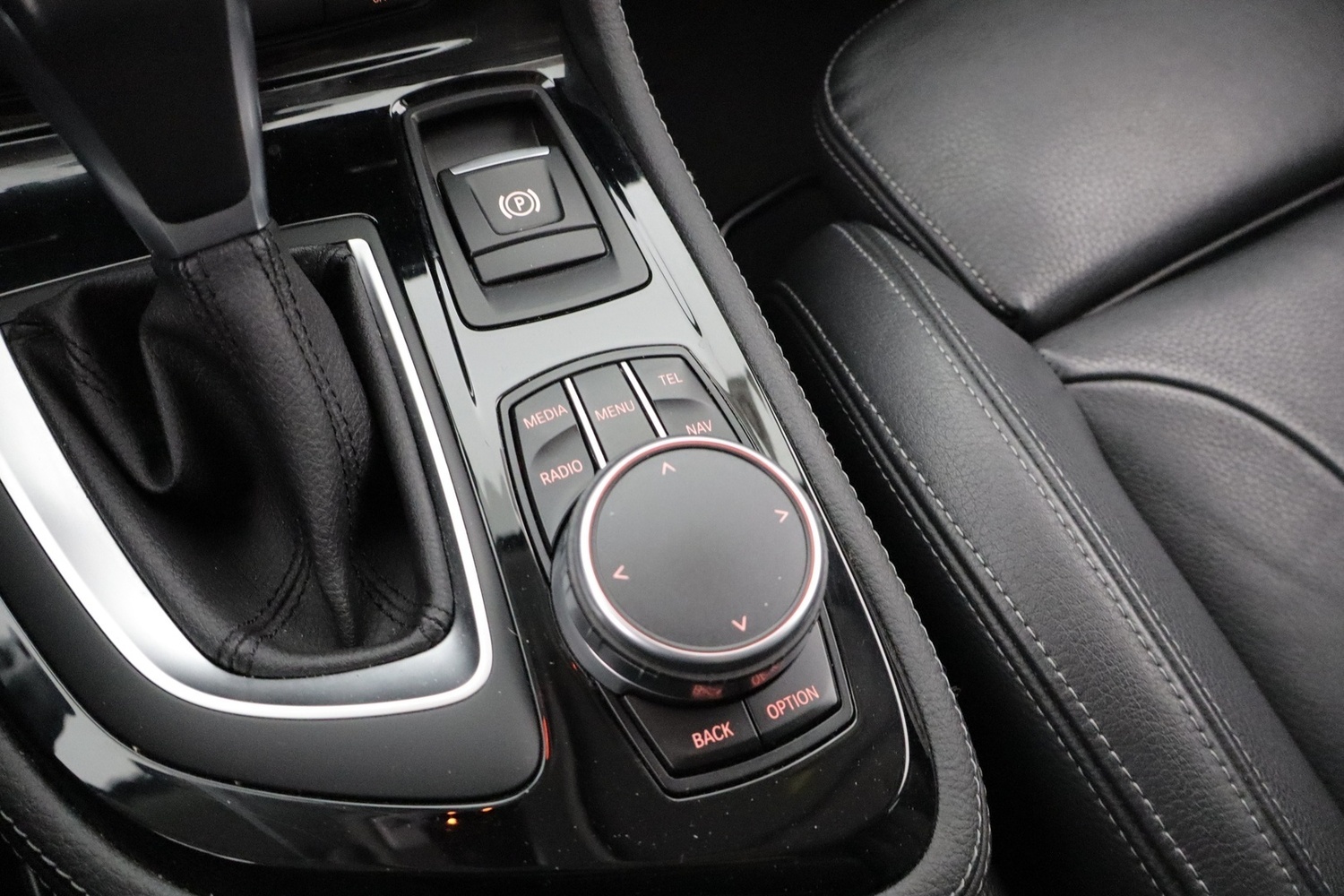 BMW 218 vaihtoauto