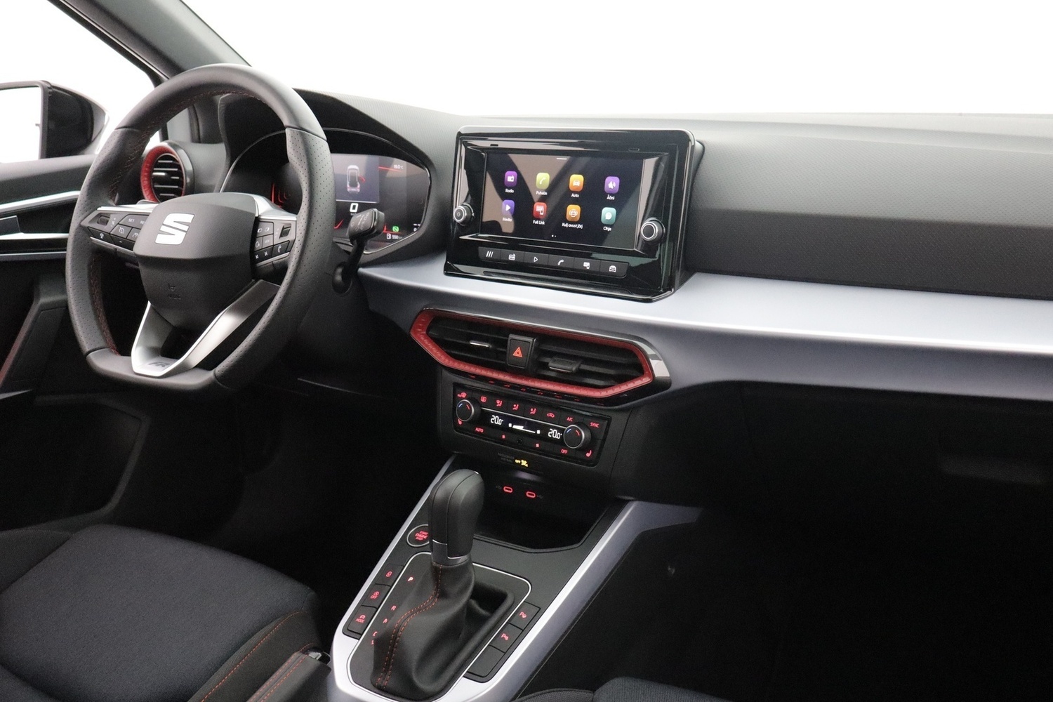 SEAT Arona vaihtoauto