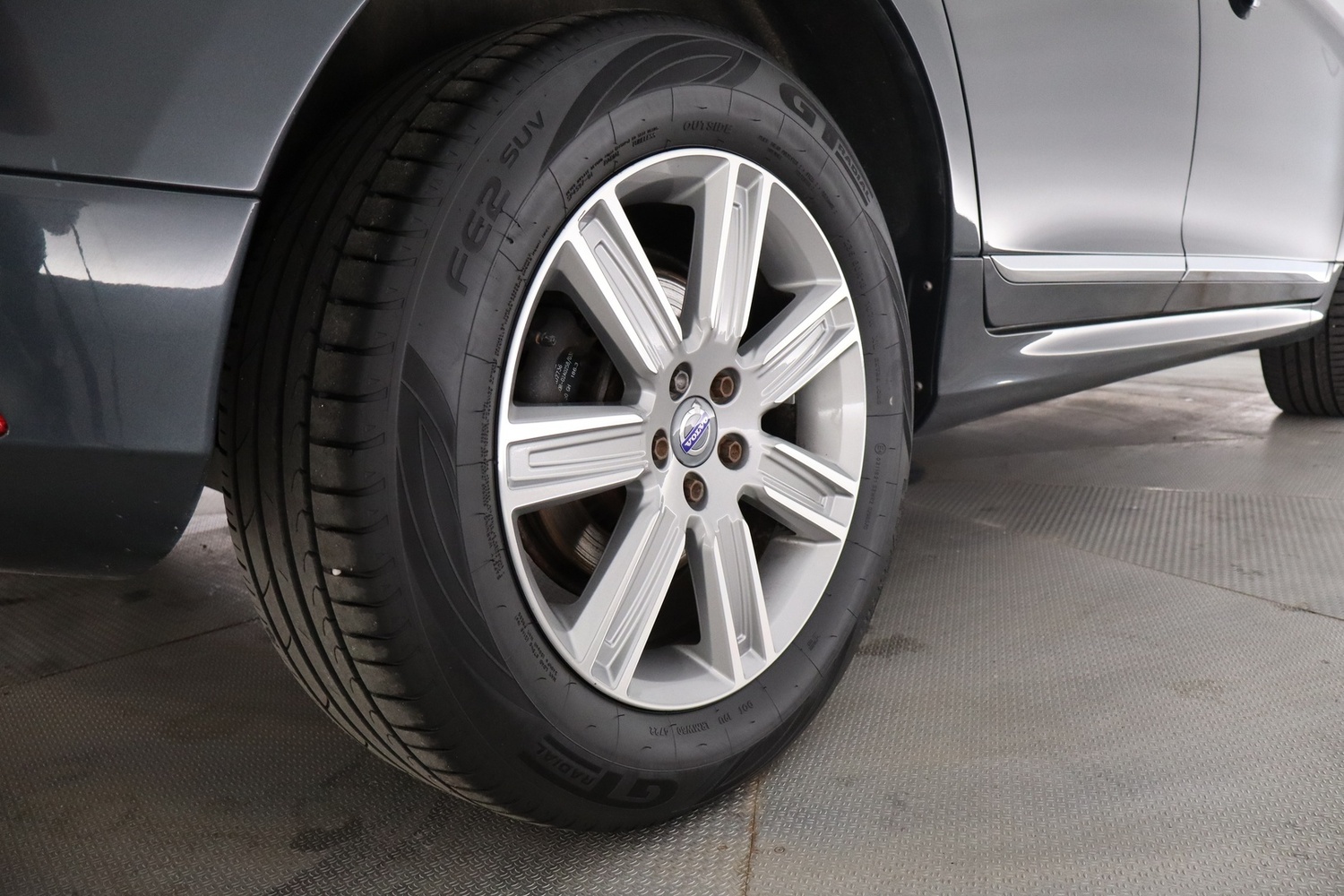 Volvo XC60 vaihtoauto