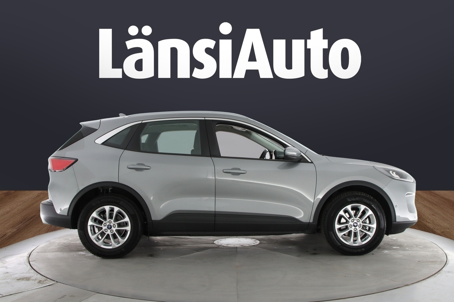 Ford Kuga vaihtoauto
