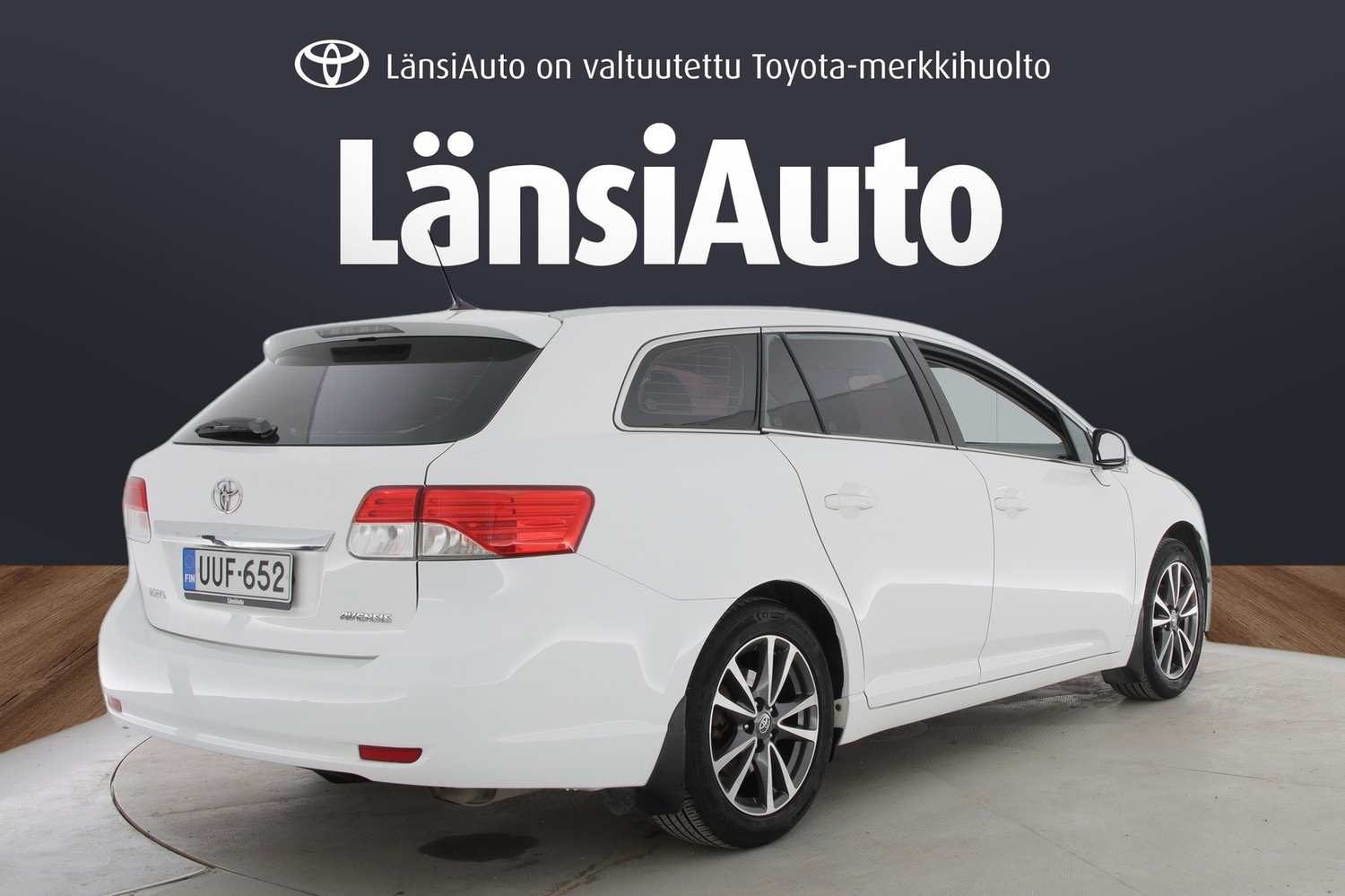 Toyota Avensis vaihtoauto