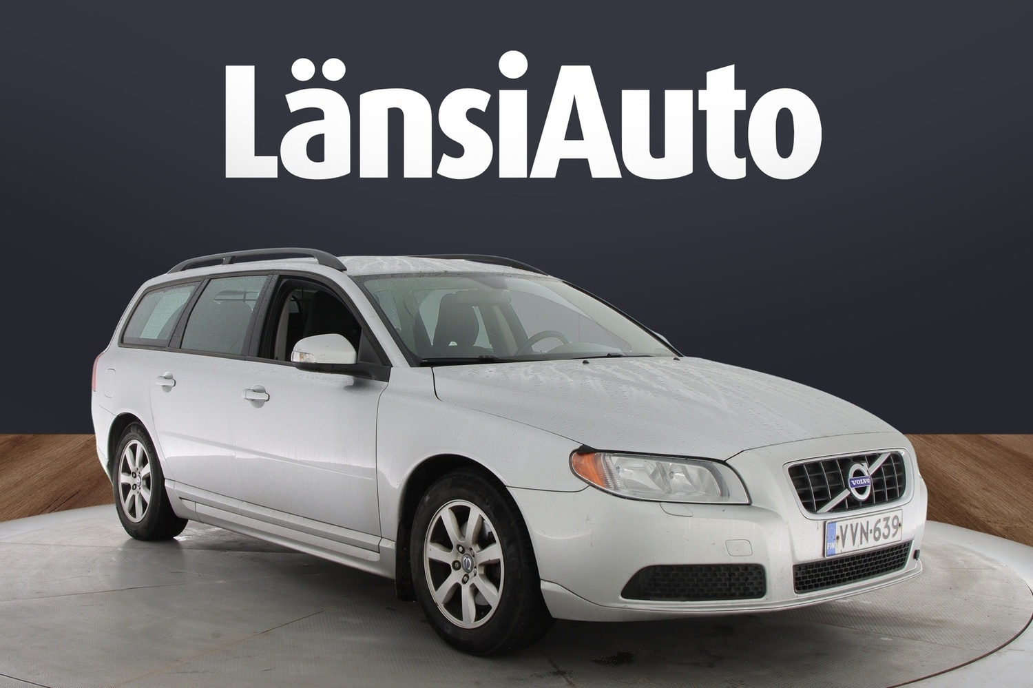 Volvo V70 vaihtoauto