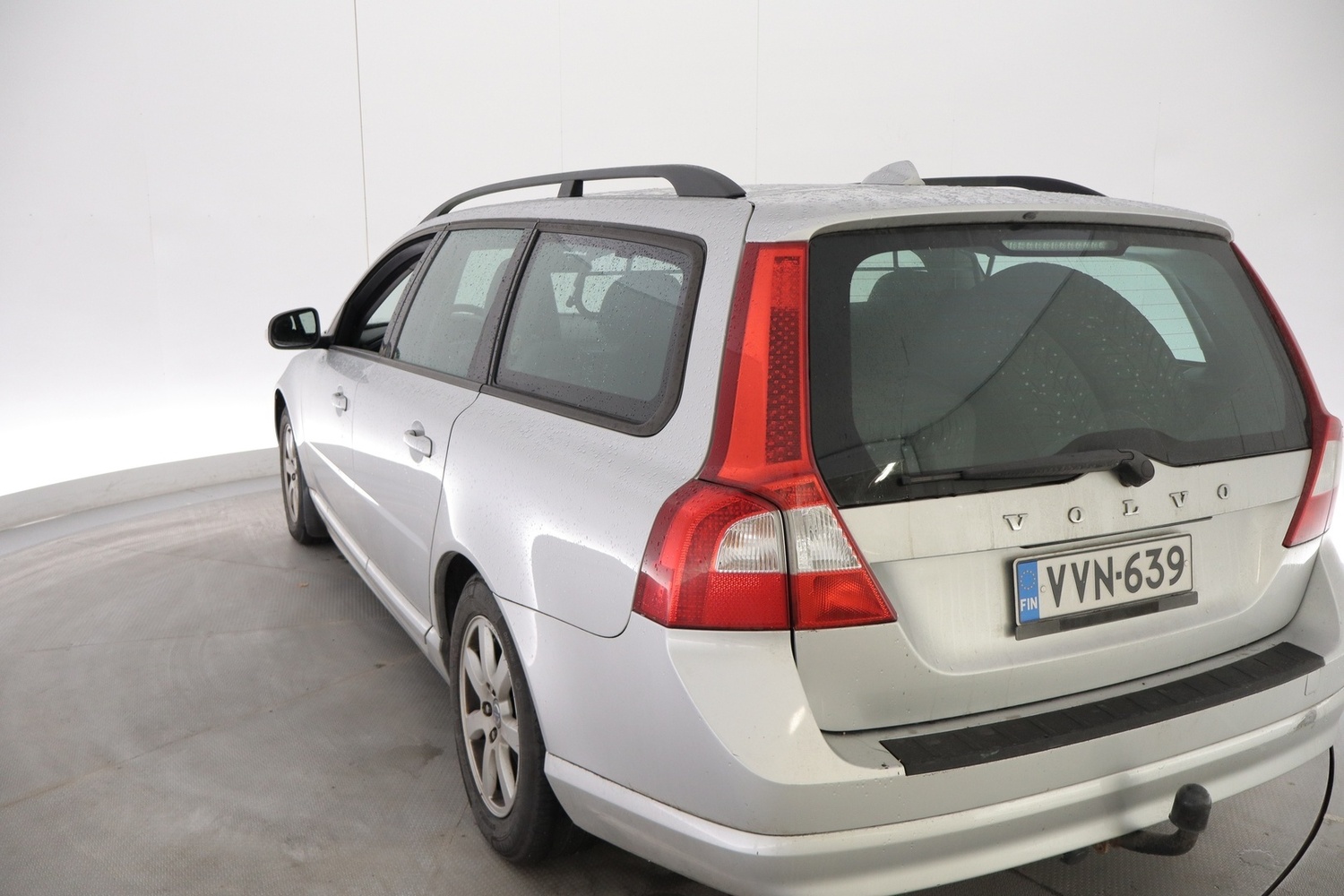 Volvo V70 vaihtoauto