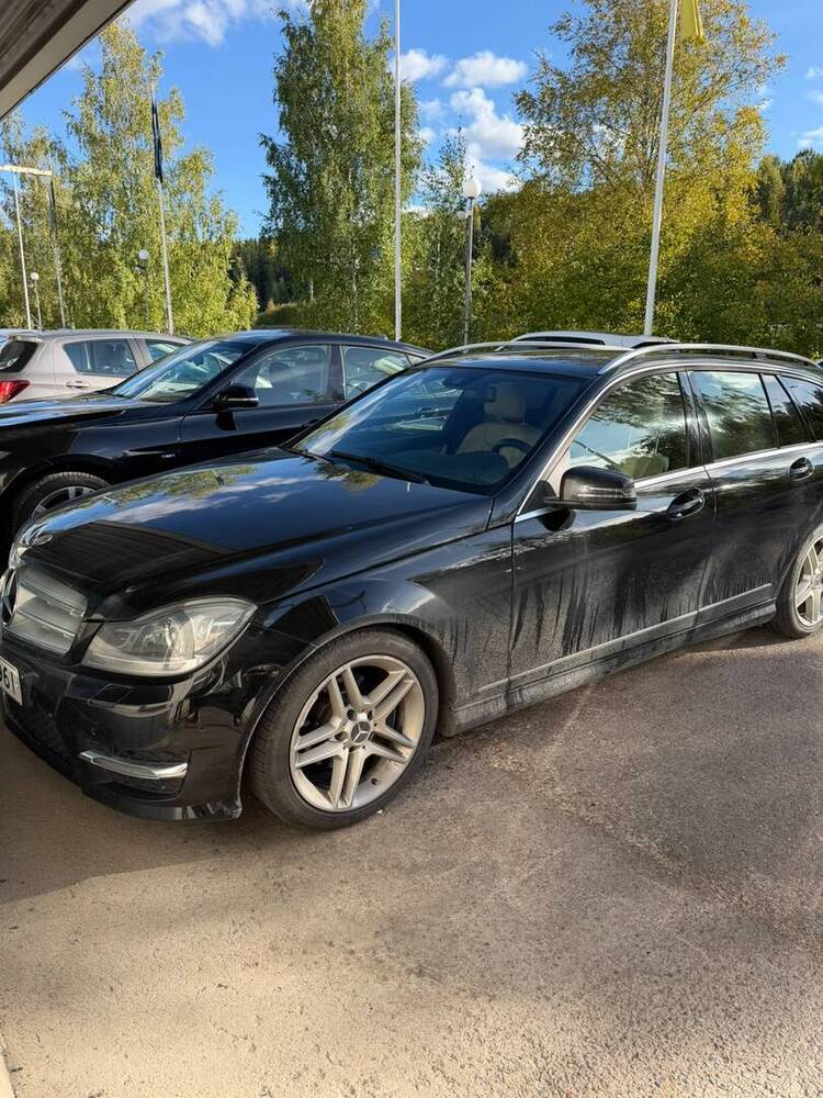 Mercedes-Benz C vaihtoauto