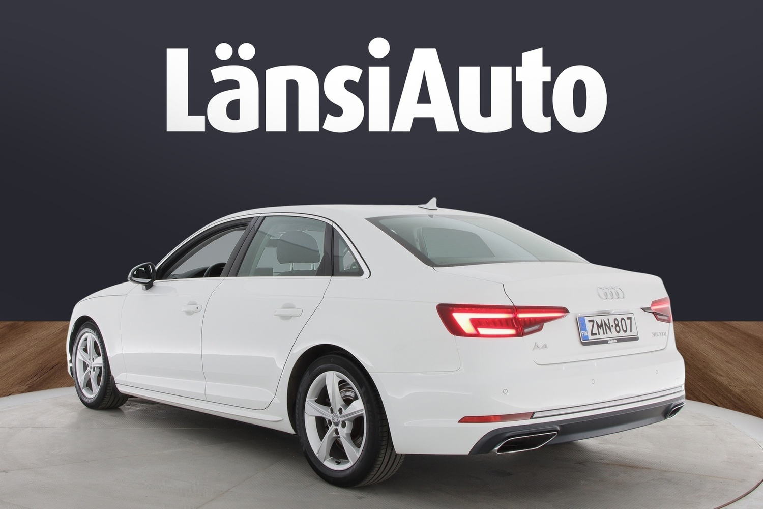 Audi A4 vaihtoauto