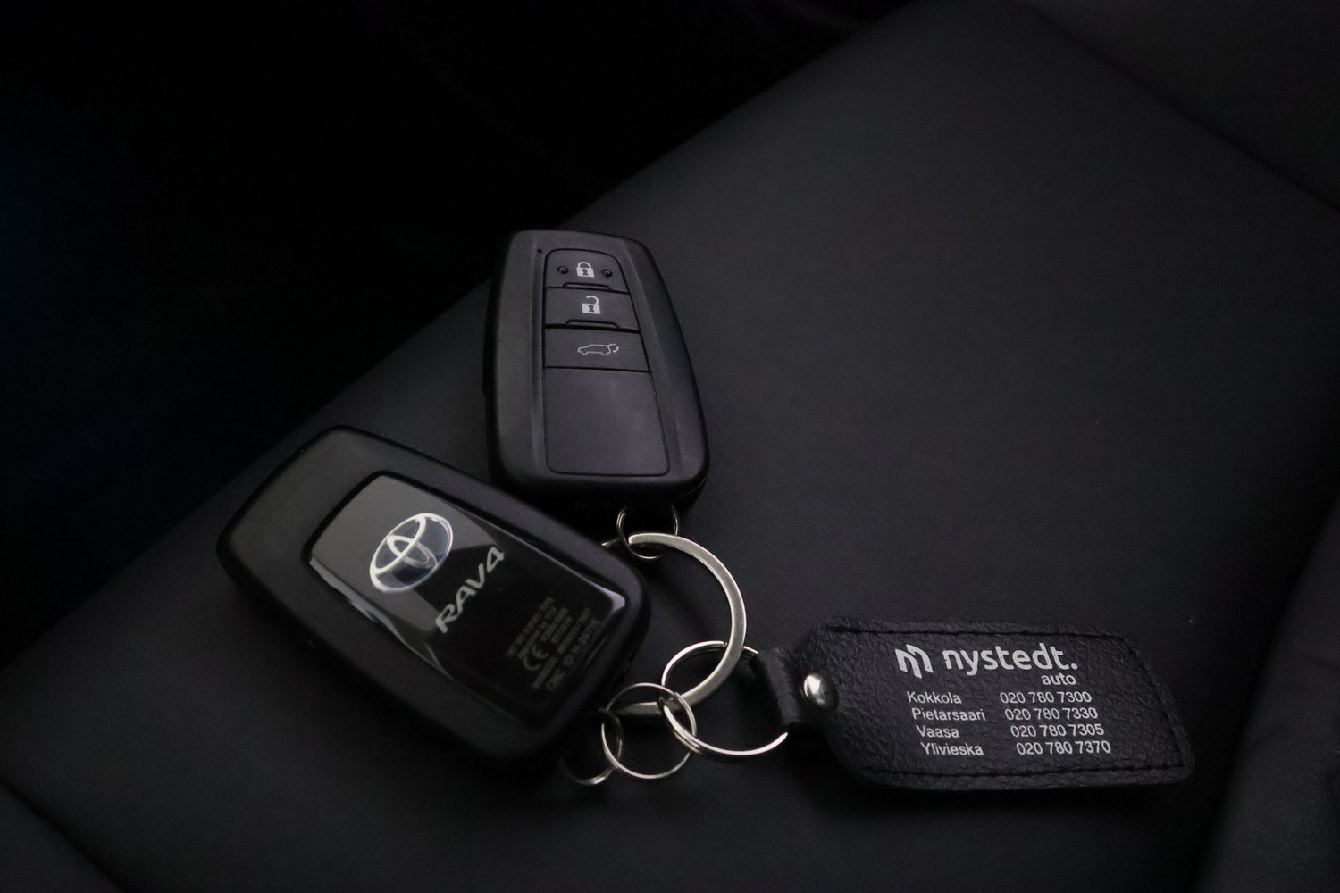 Toyota RAV4 vaihtoauto