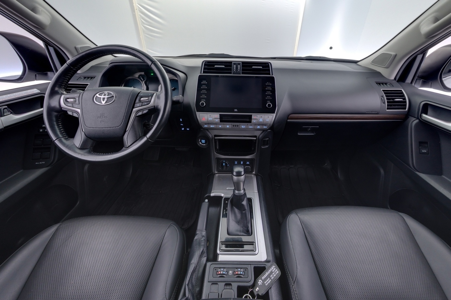 Toyota Land Cruiser vaihtoauto
