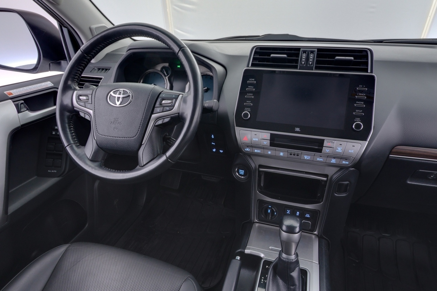 Toyota Land Cruiser vaihtoauto