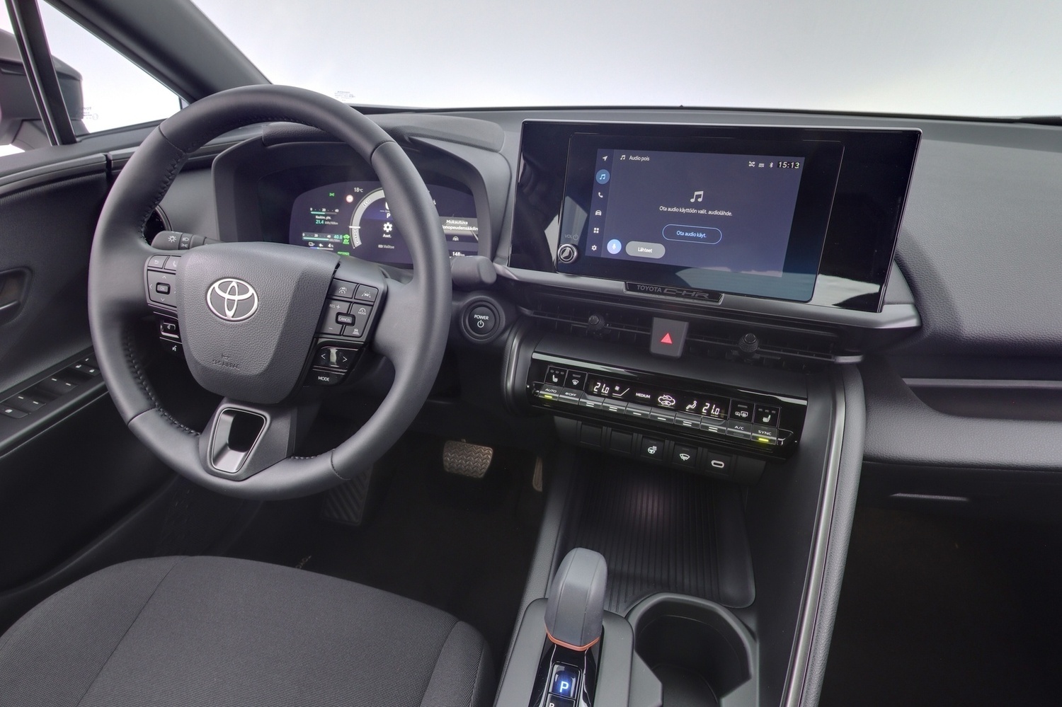 Toyota C-HR vaihtoauto