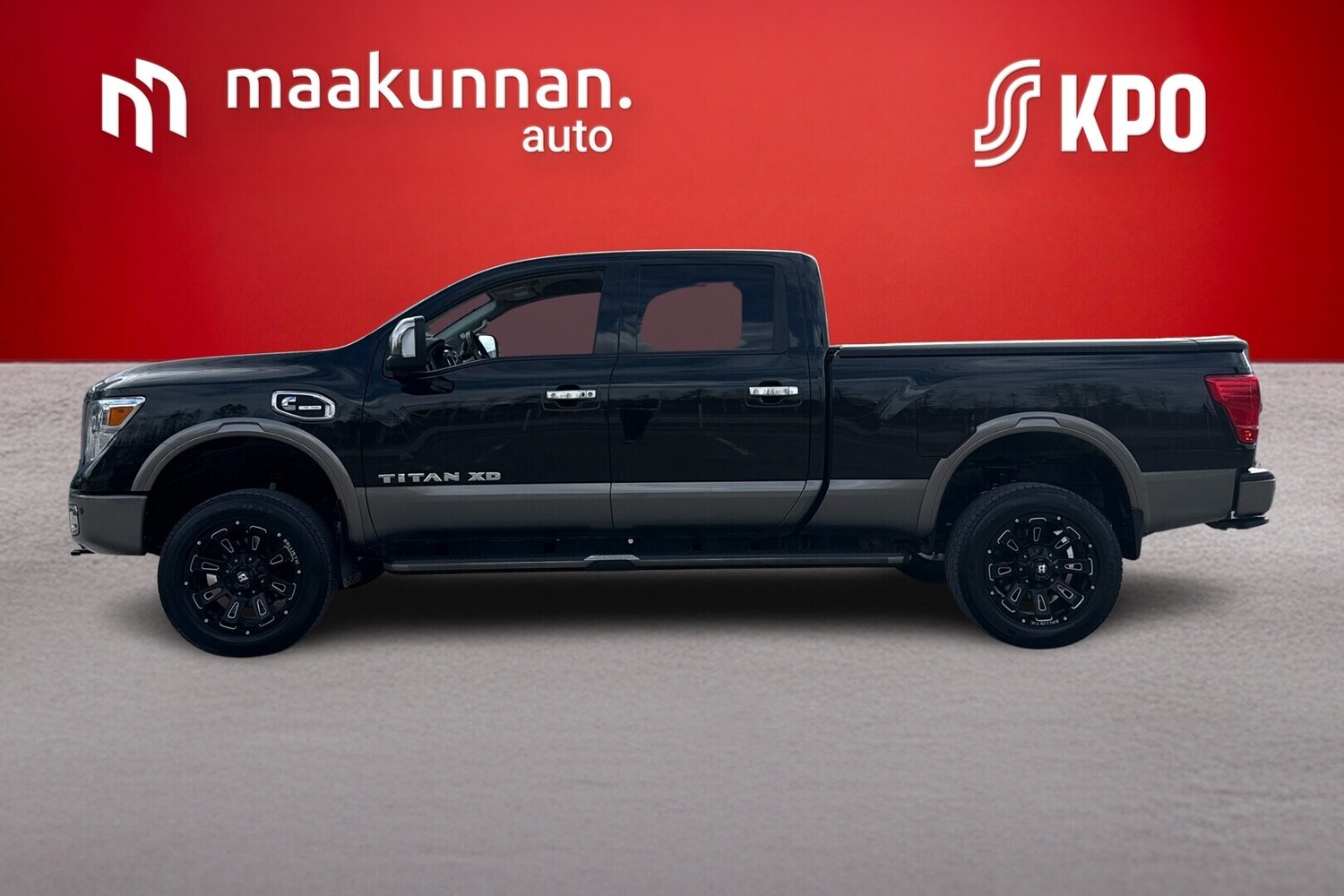 Nissan Titan vaihtoauto