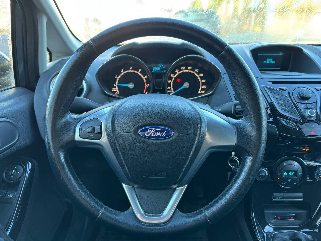 Ford Fiesta vaihtoauto
