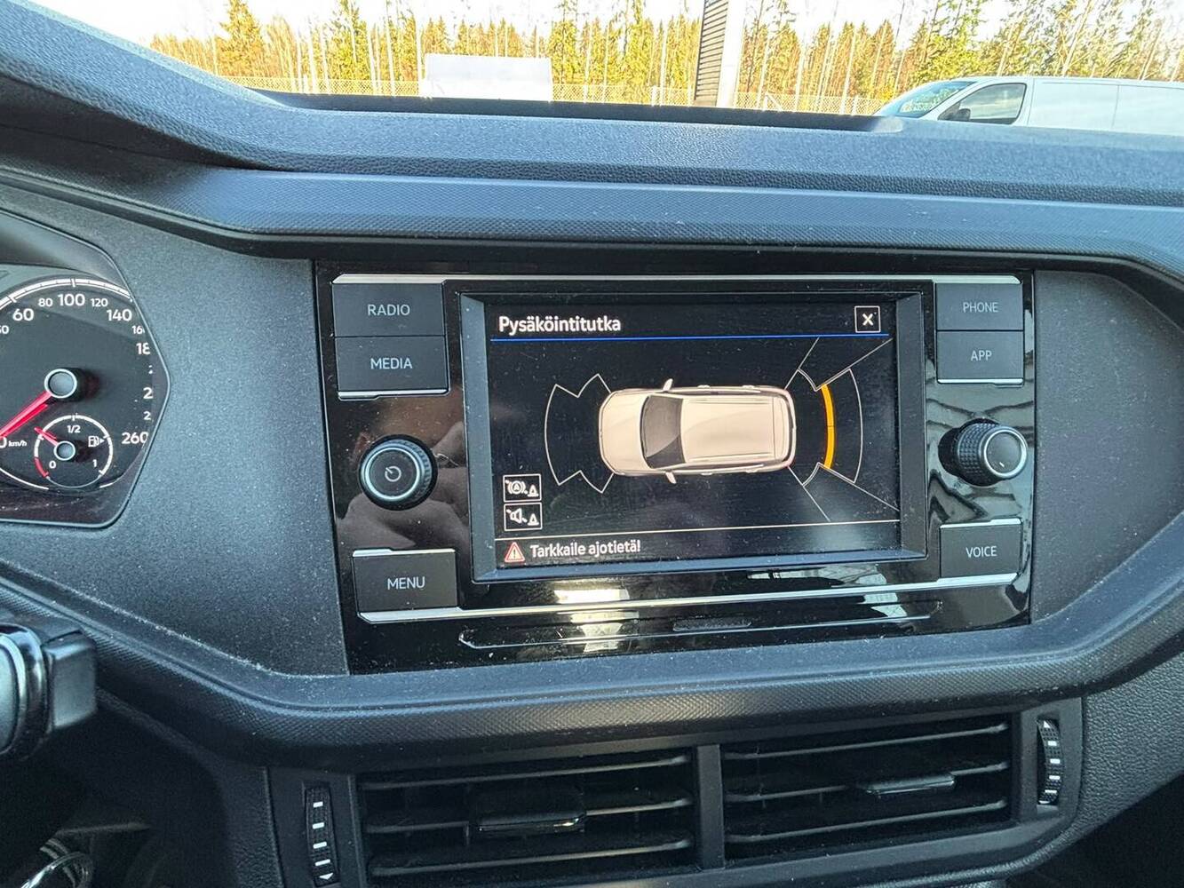 Volkswagen T-Cross vaihtoauto