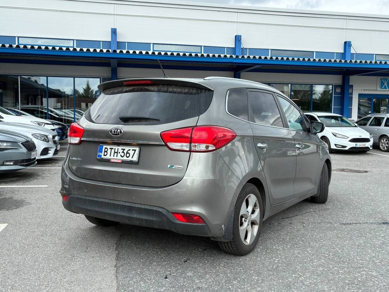 Kia Carens vaihtoauto