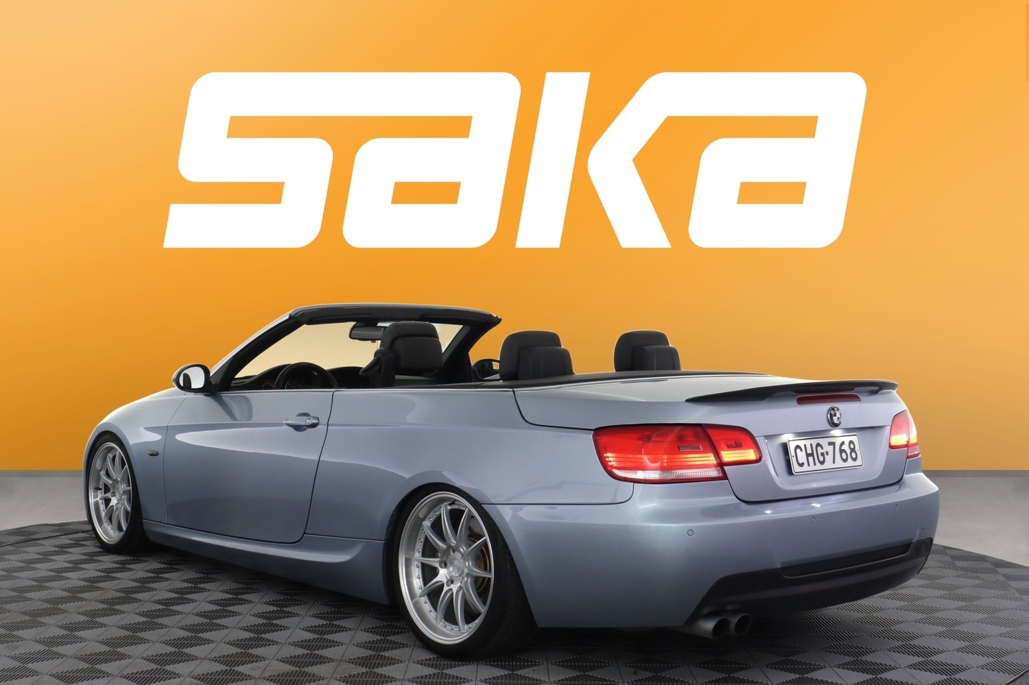 BMW 325 vaihtoauto