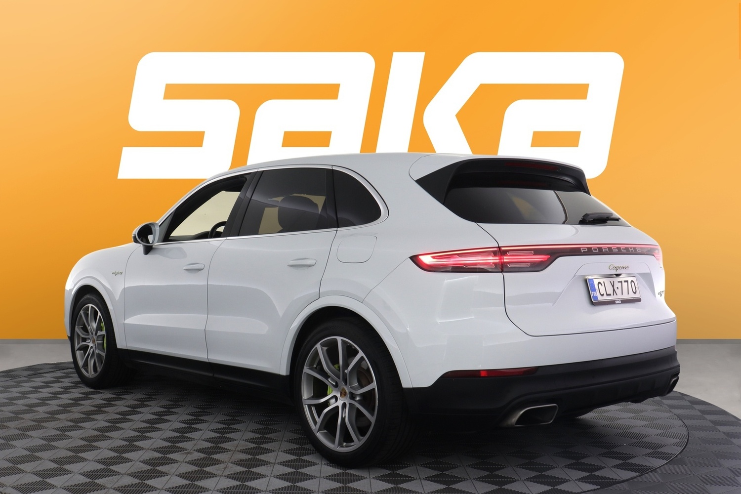 Porsche Cayenne vaihtoauto