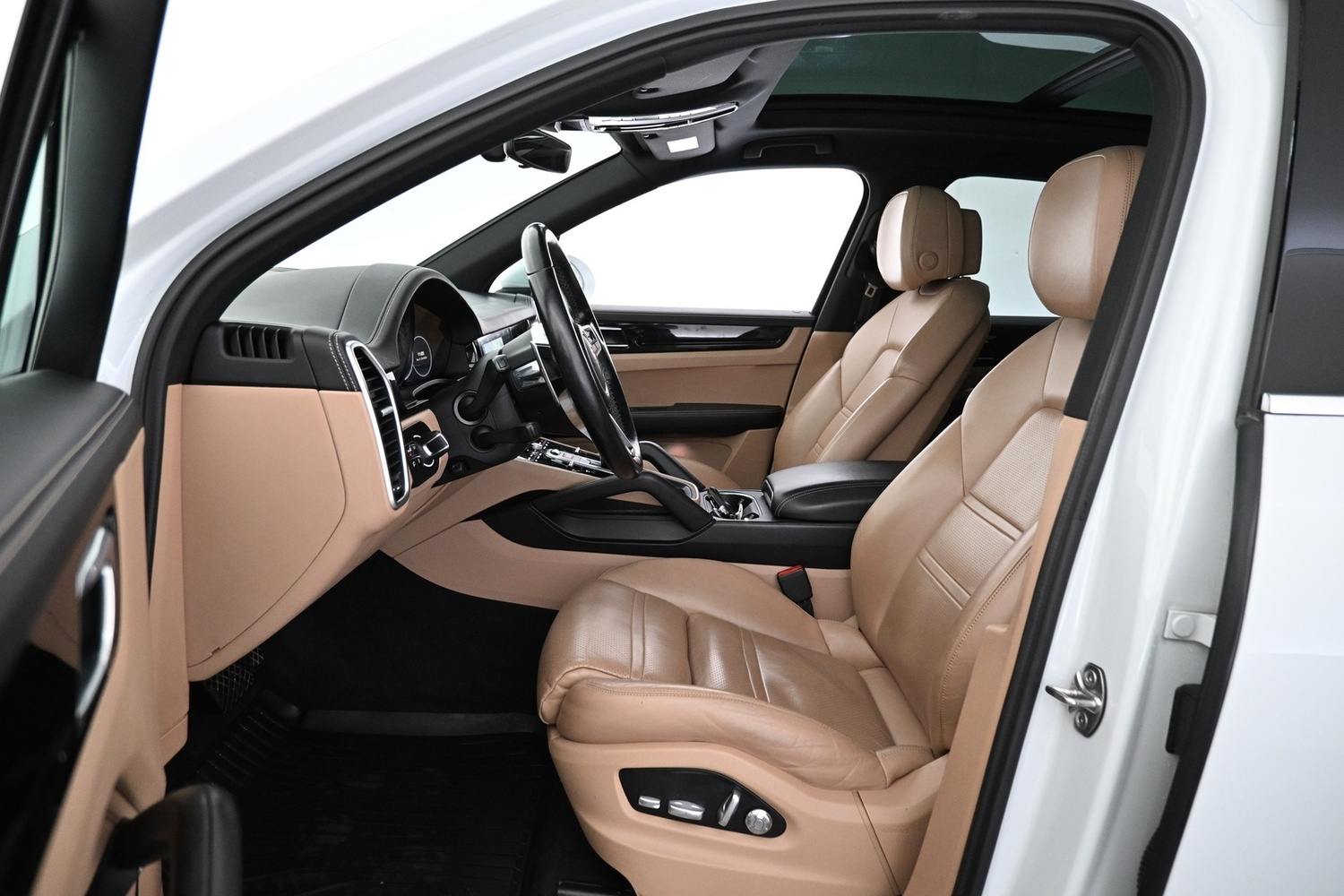 Porsche Cayenne vaihtoauto