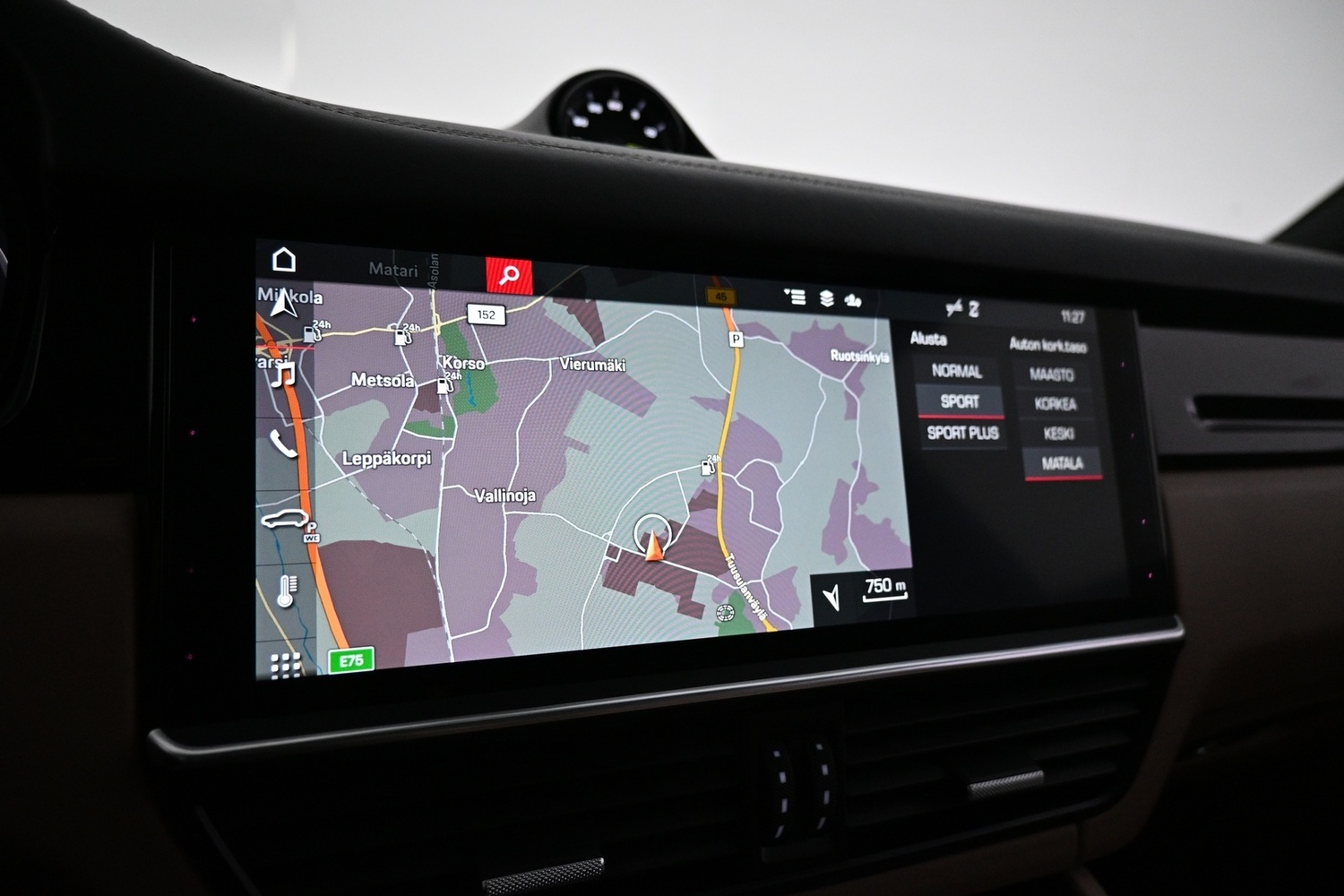 Porsche Cayenne vaihtoauto