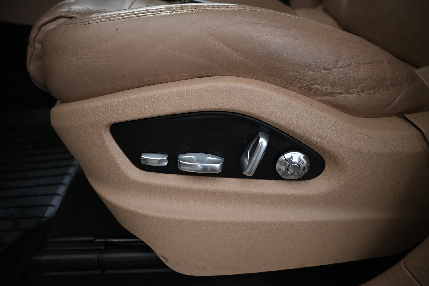 Porsche Cayenne vaihtoauto