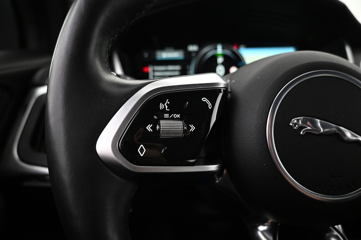 Jaguar I-PACE vaihtoauto