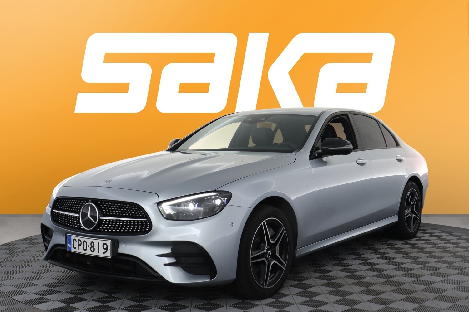 Mercedes-Benz E vaihtoauto