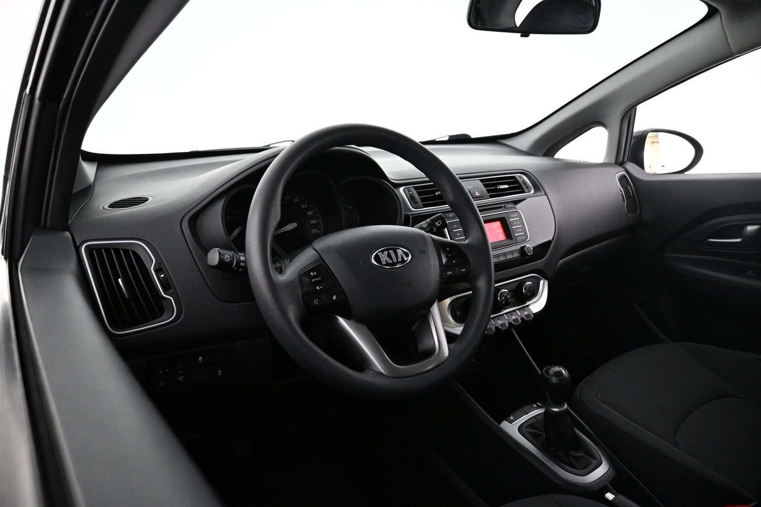 Kia Rio vaihtoauto