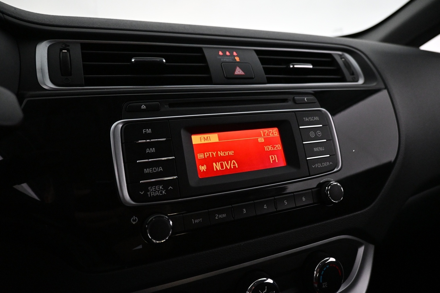 Kia Rio vaihtoauto