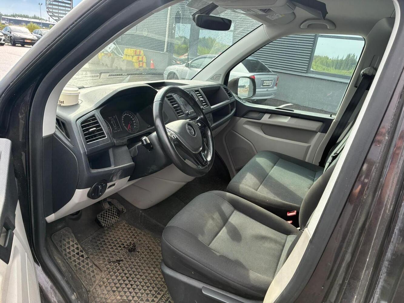Volkswagen Transporter vaihtoauto