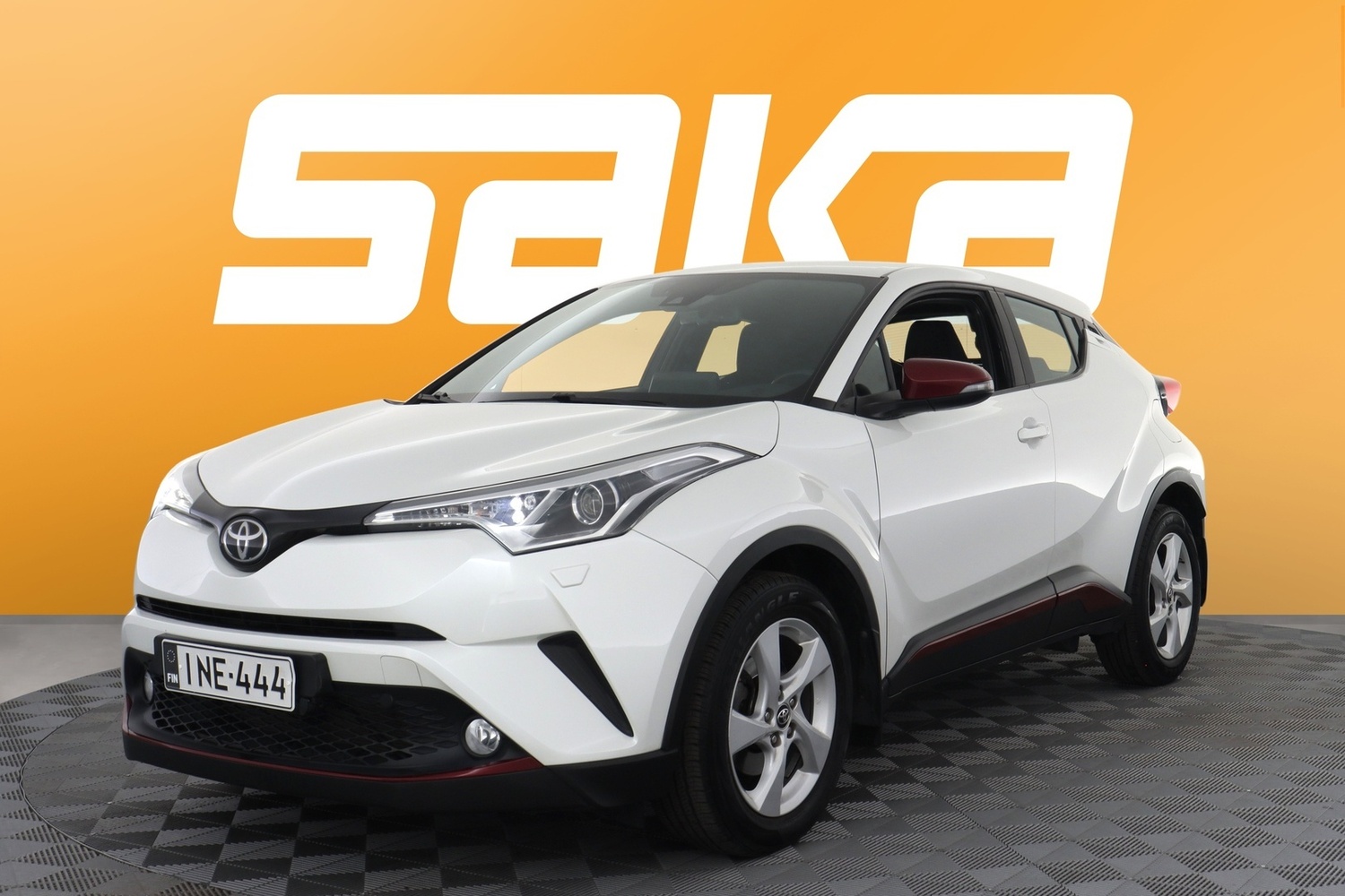 Toyota C-HR vaihtoauto