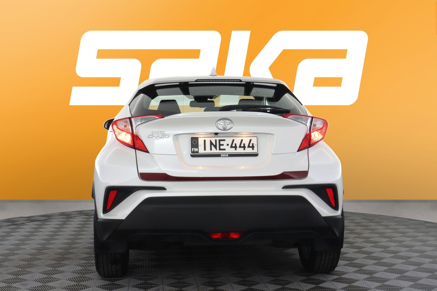 Toyota C-HR vaihtoauto