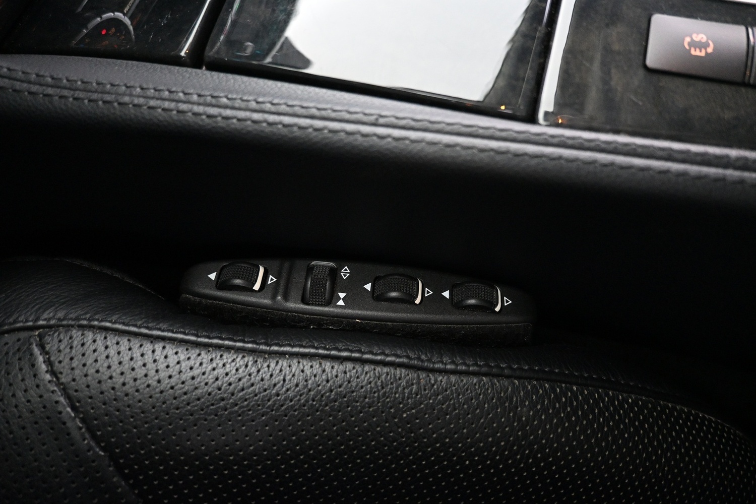 Mercedes-Benz CLS vaihtoauto